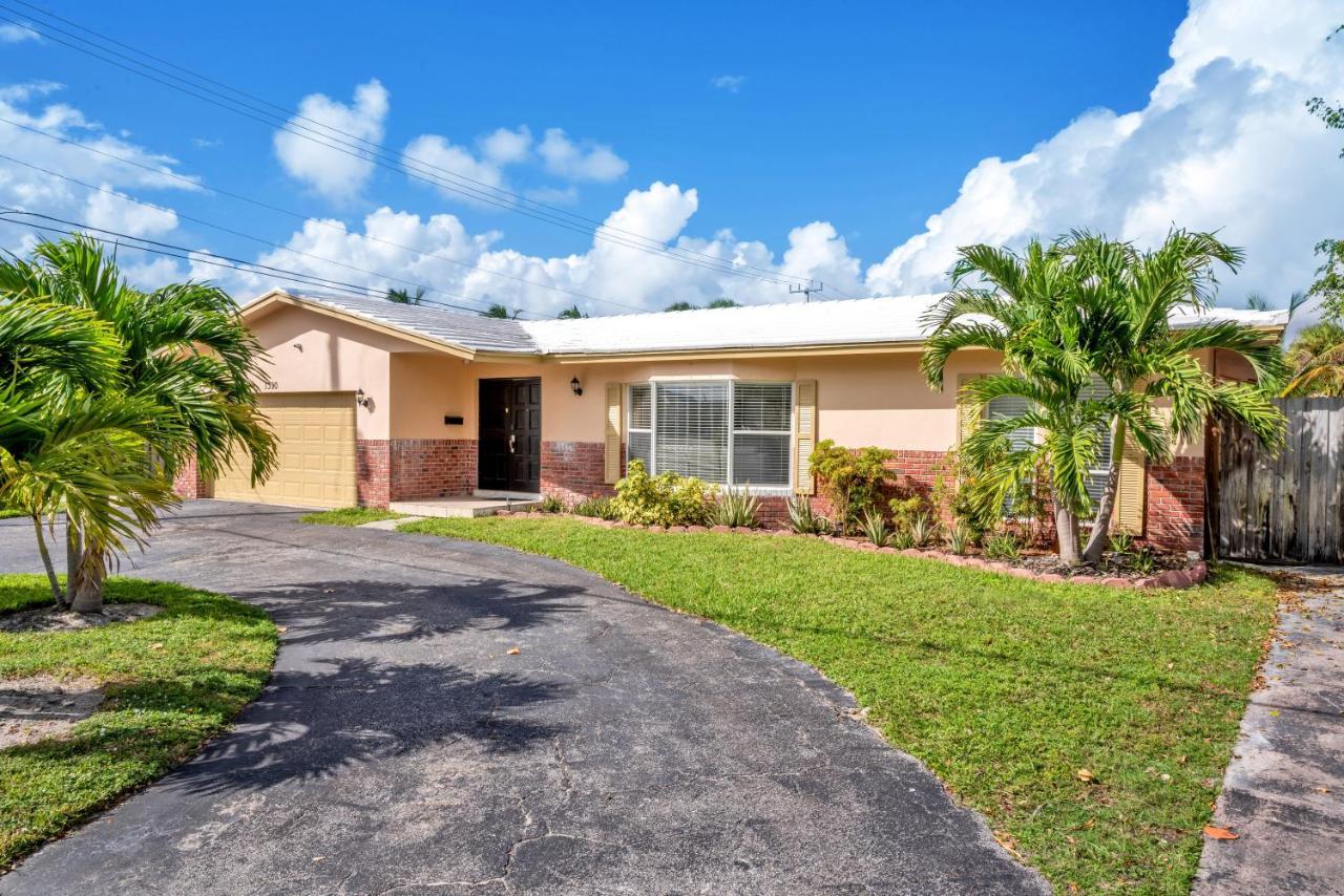 4 Bd Near Beach Spacious Solar Heated Pool Waterfront Home Pompano Beach Exterior foto